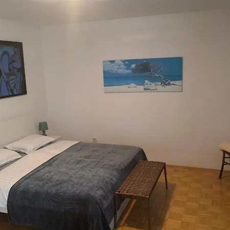 Apartma Pri Boru *